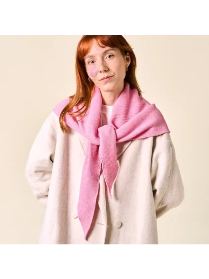 Dreiecks Schal Pink 1 3000x.png